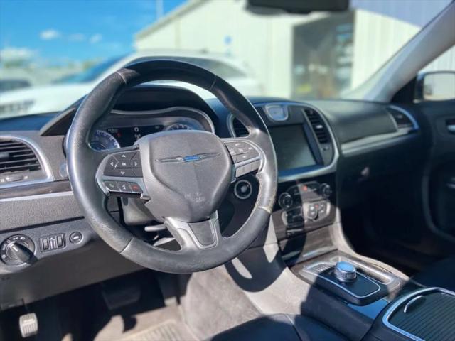 2015 Chrysler 300 Limited