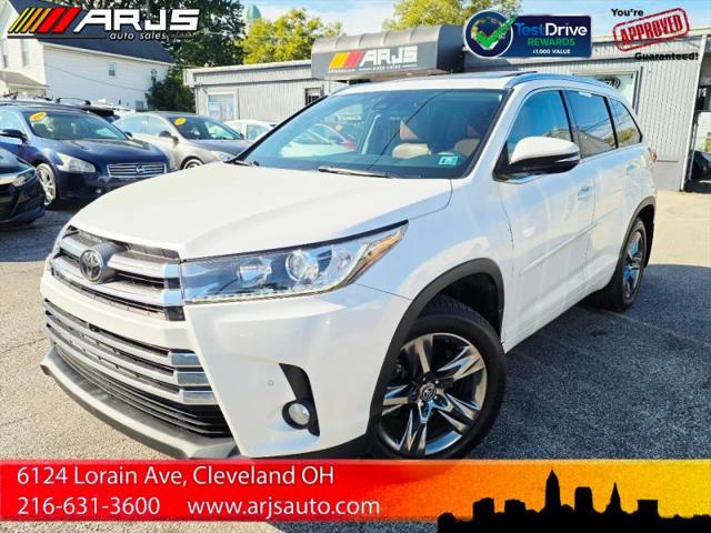 2017 Toyota Highlander Limited Platinum for sale in Cleveland, OH