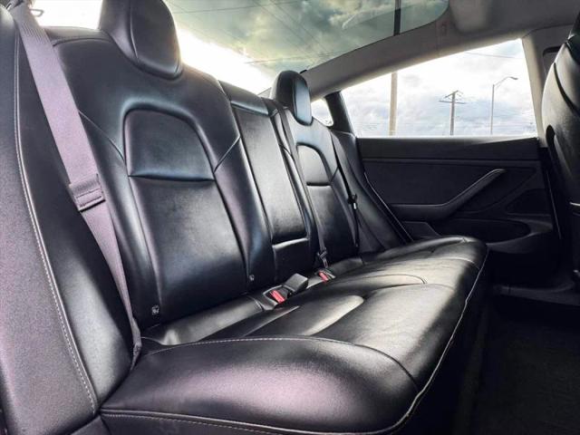 2021 Tesla Model 3 Standard Range Plus Rear-Wheel Drive