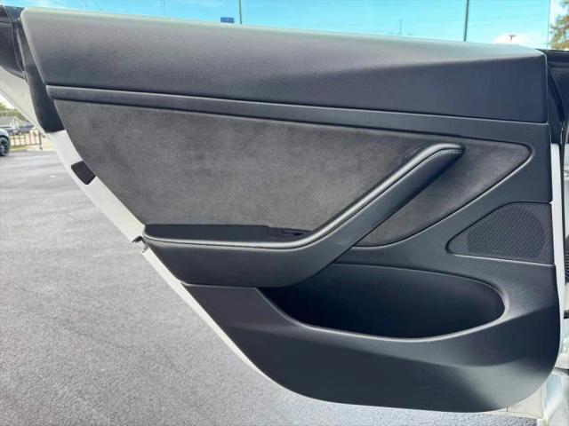 2021 Tesla Model 3 Standard Range Plus Rear-Wheel Drive