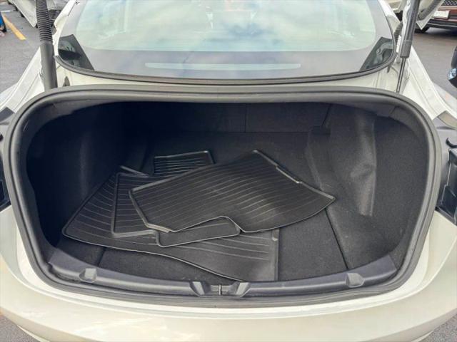2021 Tesla Model 3 Standard Range Plus Rear-Wheel Drive