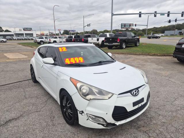 2012 Hyundai Veloster Base w/Red/Black
