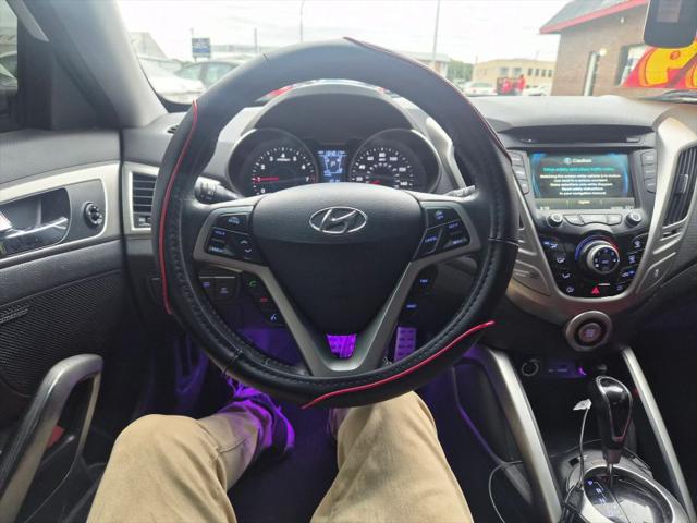 2012 Hyundai Veloster Base w/Red/Black