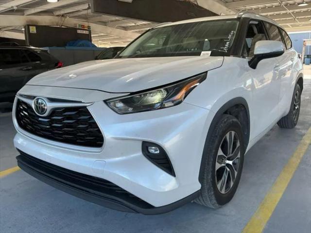 2023 Toyota Highlander XLE for sale in Summerville, SC