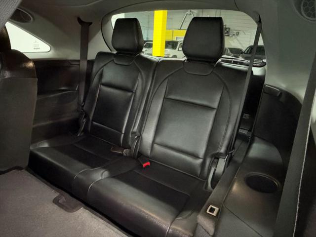 2017 Acura MDX w/Technology  Entertainment Pkgs