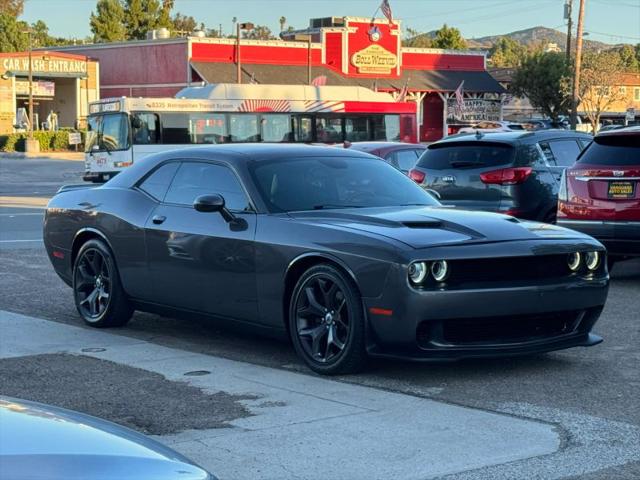 2018 Dodge Challenger SXT Plus