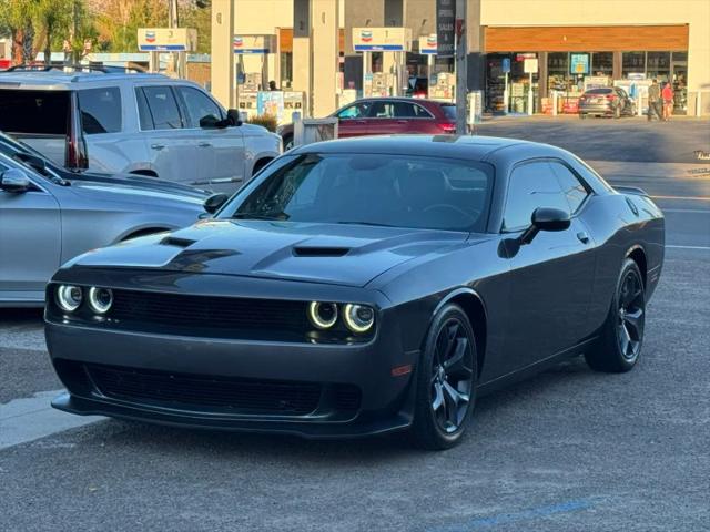 2018 Dodge Challenger SXT Plus