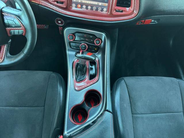 2018 Dodge Challenger SXT Plus