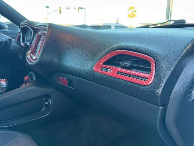 2018 Dodge Challenger SXT Plus