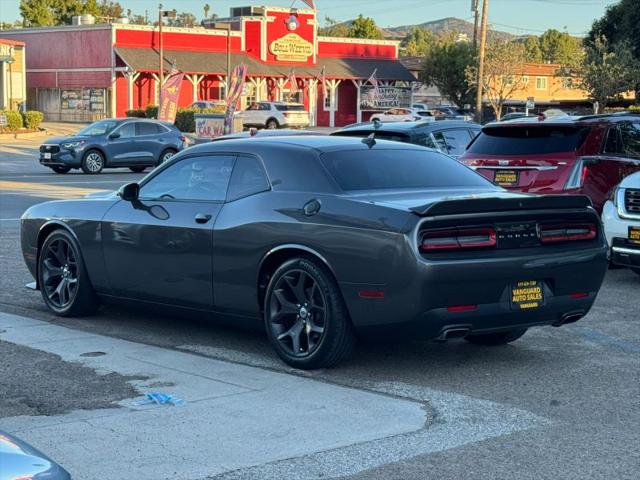 2018 Dodge Challenger SXT Plus