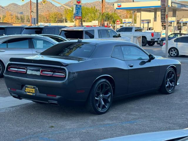 2018 Dodge Challenger SXT Plus