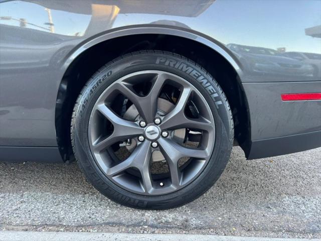 2018 Dodge Challenger SXT Plus