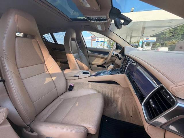 2012 Porsche Panamera 4