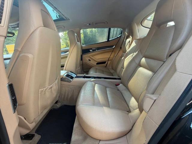 2012 Porsche Panamera 4