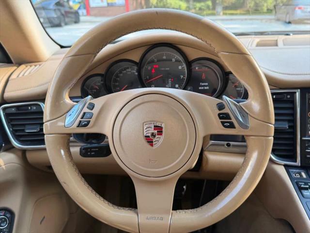 2012 Porsche Panamera 4