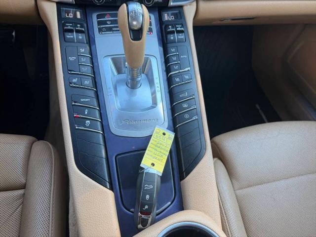 2012 Porsche Panamera 4