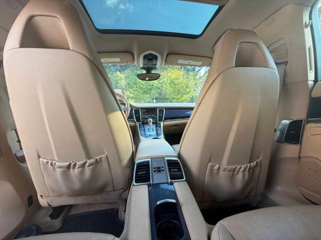 2012 Porsche Panamera 4
