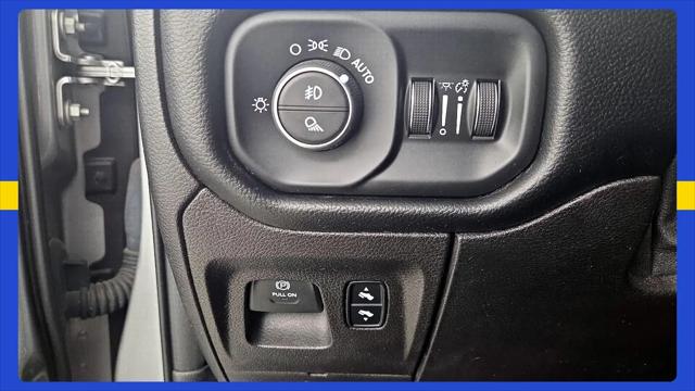 2019 Ram 1500 Big Horn/Lone Star Crew Cab 4x4 57 Box