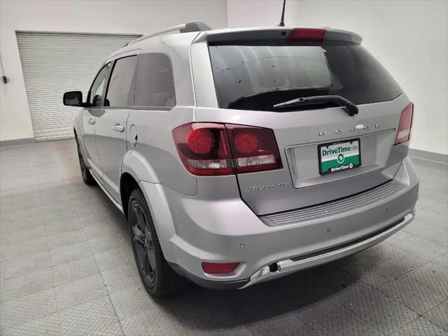 2020 Dodge Journey Crossroad