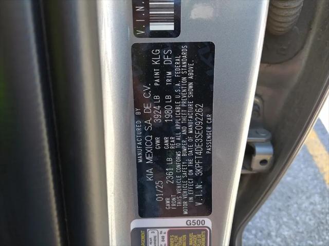 2025 Kia K4 LXS