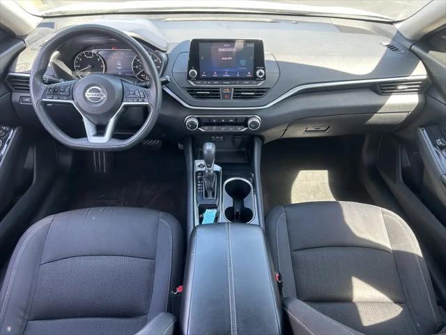 2021 Nissan Altima SV FWD
