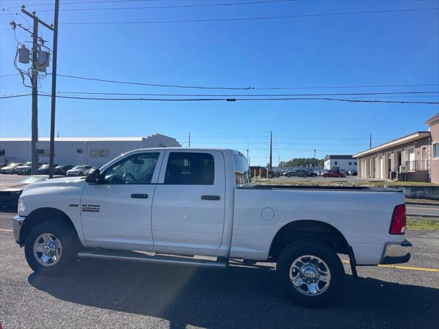 2016 RAM 2500 Tradesman 2016 RAM 2500 Tradesman