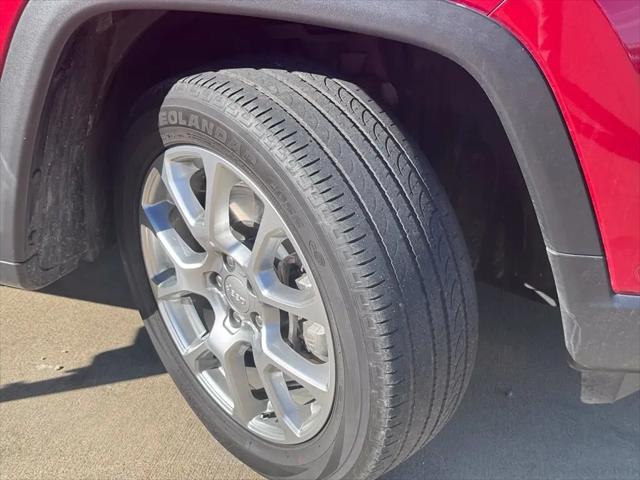 2024 Jeep Compass Latitude Lux FWD