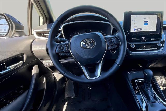 Certified Used 2026 Wind Chill Pearl/Midnight Black Metallic Toyota SE image 39
