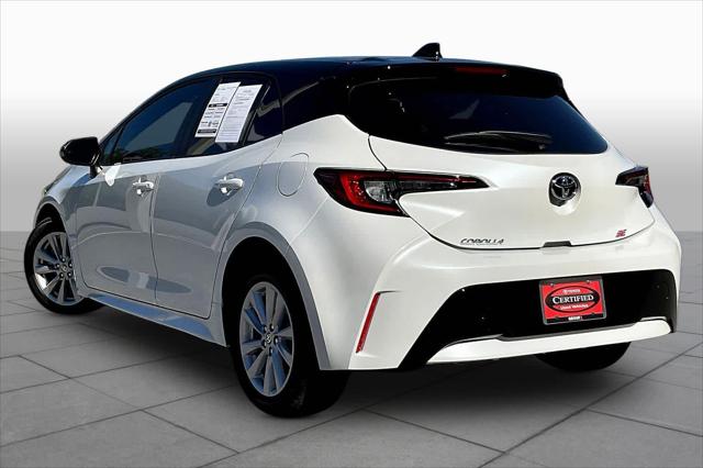 Certified Used 2026 Wind Chill Pearl/Midnight Black Metallic Toyota SE image 45