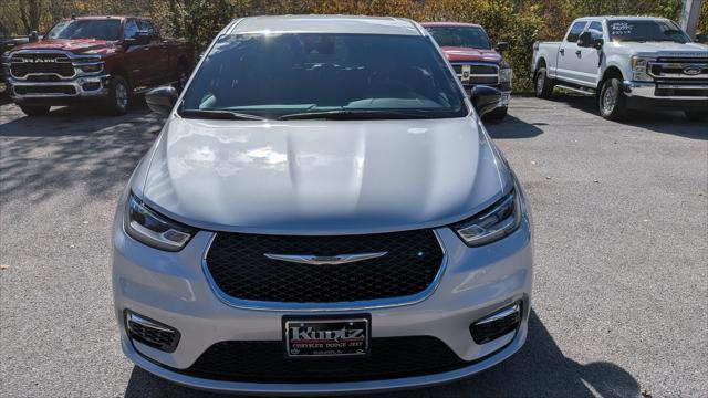 2026 Chrysler Pacifica Select 2026 Chrysler Pacifica Select