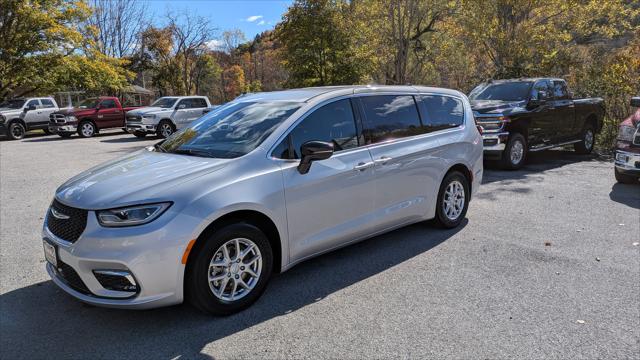 2026 Chrysler Pacifica Select 2026 Chrysler Pacifica Select
