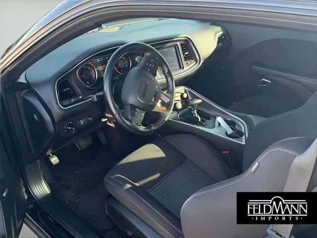 2017 Dodge Challenger R/T Shaker