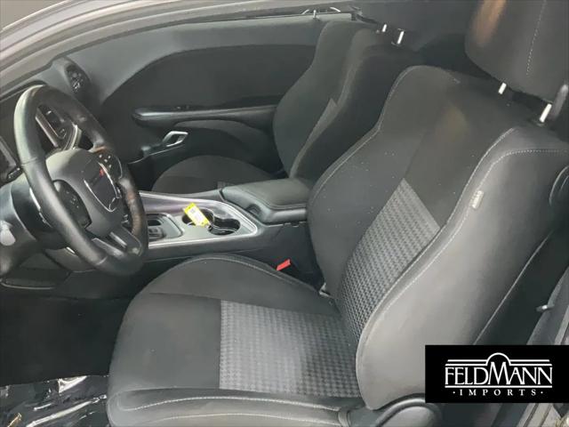 2017 Dodge Challenger R/T Shaker