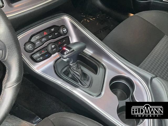 2017 Dodge Challenger R/T Shaker