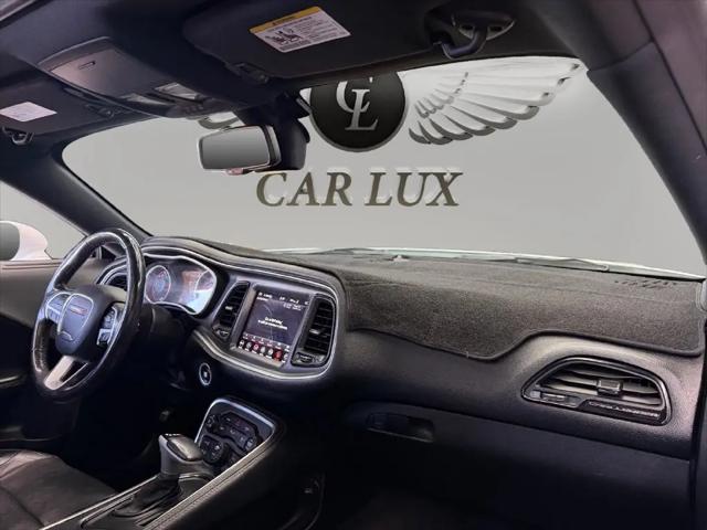 2018 Dodge Challenger SXT Plus