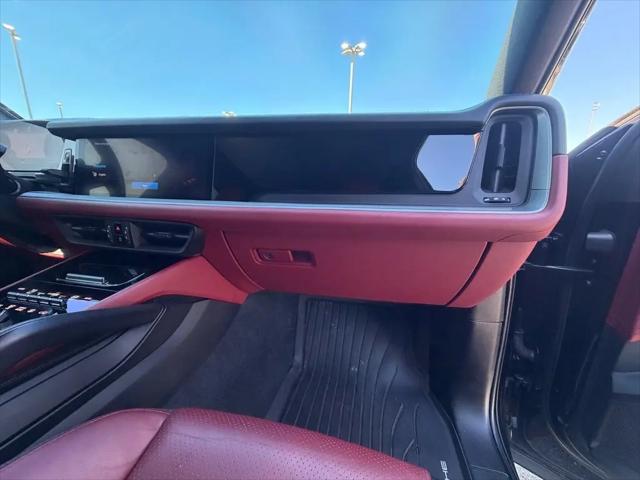 2024 Porsche Cayenne Cayenne