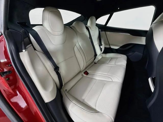 2022 Tesla Model S Plaid Tri Motor All-Wheel Drive