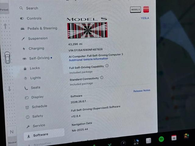 2022 Tesla Model S Plaid Tri Motor All-Wheel Drive