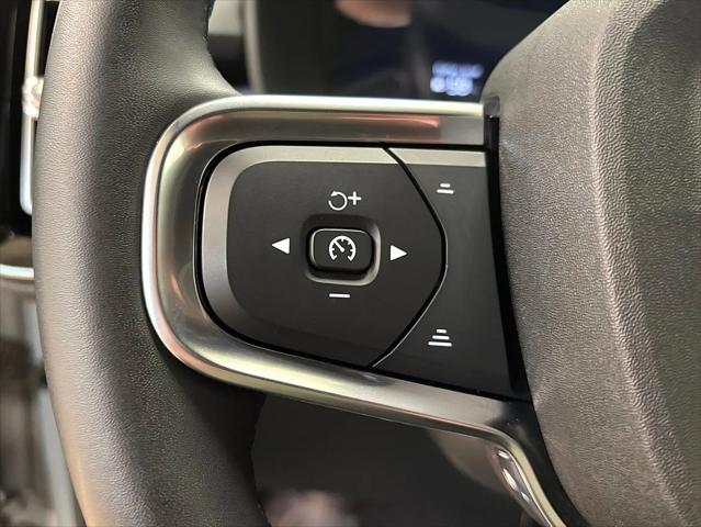 2025 Volvo EX40 Plus, Twin Motor, Fully electric