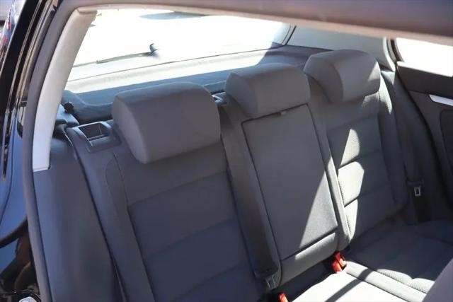 2009 Volkswagen Rabbit S
