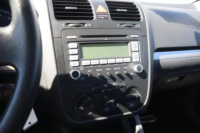 2009 Volkswagen Rabbit S
