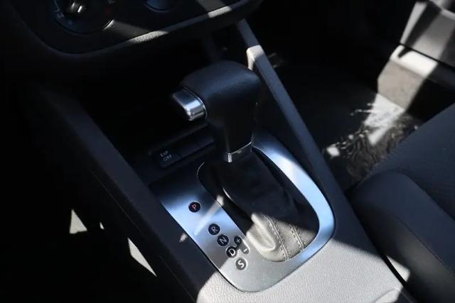 2009 Volkswagen Rabbit S