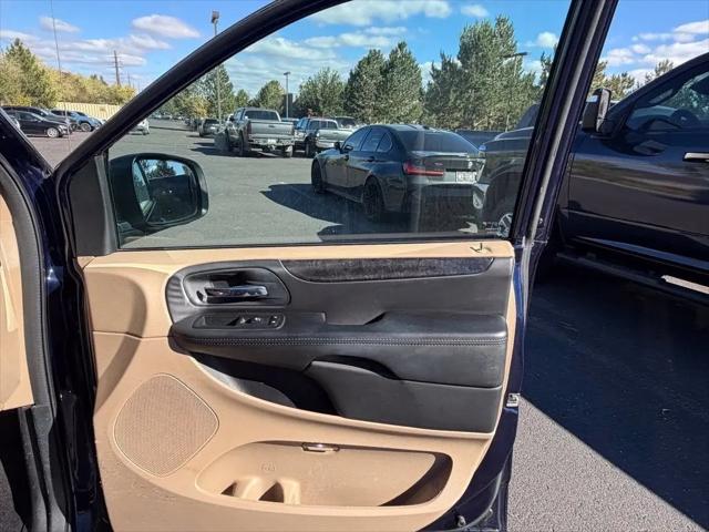 2014 Dodge Grand Caravan SE