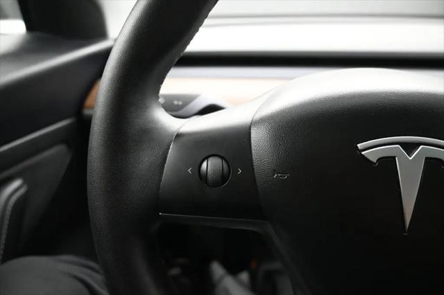 2020 Tesla Model 3 Standard Range Plus Rear-Wheel Drive