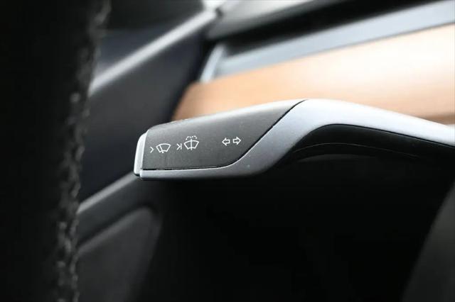 2020 Tesla Model 3 Standard Range Plus Rear-Wheel Drive