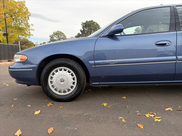 2000 Buick Century Custom