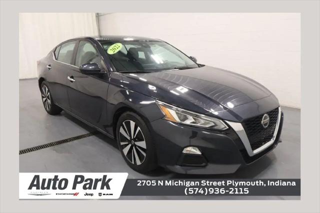 2022 Nissan Altima SV FWD for sale in PLYMOUTH, IN