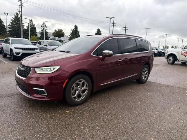 2022 Chrysler Pacifica Limited for sale in Farmington Hills, MI