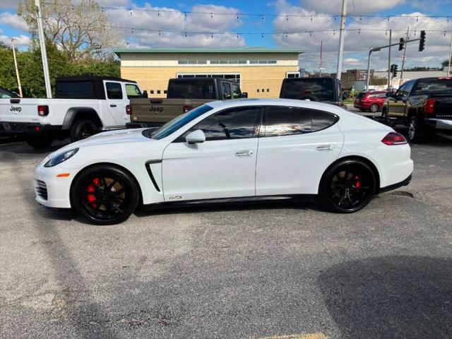 2016 Porsche Panamera GTS