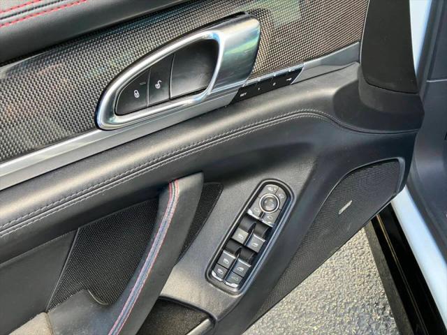 2016 Porsche Panamera GTS